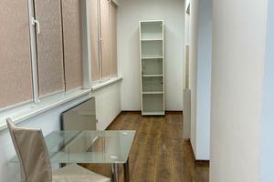 комерційна за адресою Олеся Гончара вул., 28-Б