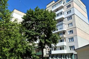 квартира по адресу Будівельників, 2
