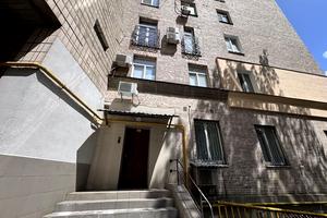 комерційна за адресою Михайла Грушевського вул., 34/1