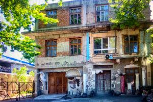 коммерческая по адресу Василия Стуса ул., 4б