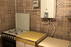 квартира за адресою Космонавтів вул., 8