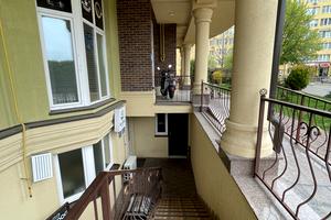 комерційна за адресою Зелена, 14