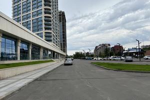 комерційна за адресою Набережна Перемоги вул., 9-Б