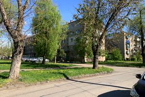комерційна за адресою Квітів, 11