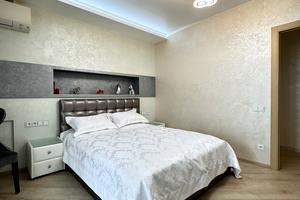 квартира за адресою Кобзаря бульв., 4