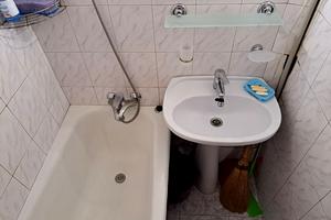 квартира за адресою Калинова вул., 45