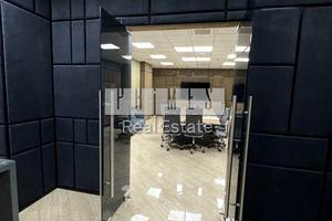 коммерческая по адресу Михаила Грушевского ул., 9б