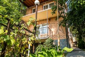комерційна за адресою Сорочинська вул., 8