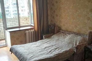квартира по адресу Драгоманова ул., 44