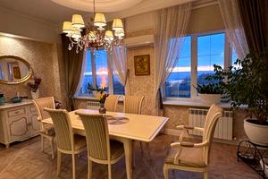 квартира за адресою Наддніпрянський просп. (50 років СРСР), 8