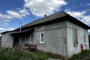 будинок за адресою Набережна, 3