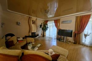 будинок за адресою Педагогічна вул., 25