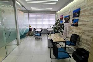 комерційна за адресою Кловський узвіз, 7a