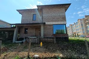 будинок за адресою Миколи Хвильового вул.