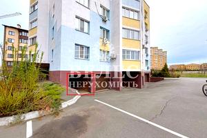 комерційна за адресою Боголюбова вул., 27
