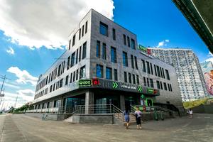 комерційна за адресою Миколи Бажана просп., 1Ц