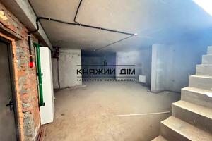 коммерческая по адресу Днепровская набережная ул., 17В