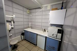 комерційна за адресою Тичини вул., 8а