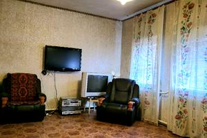 будинок за адресою Чорновола вул.