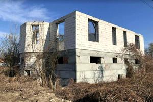 ділянка за адресою Центральна вул., 33