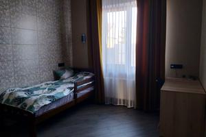 дом по адресу п. Светлое, Вулиця Коммунальная