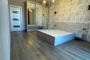 квартира за адресою Академіка Тарле вул., 21