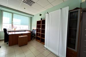 комерційна за адресою Назарія Яремчука вул. (Єршова), 11