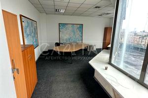 комерційна за адресою Велика Житомирська вул., 20