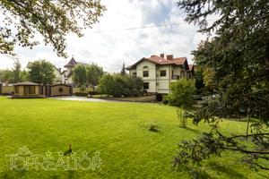 будинок за адресою Білої Акації вул., 32