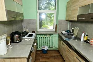 будинок за адресою Євгена Коновальця вул. (Ворошилова)