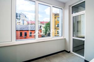 комерційна за адресою Саксаганського вул., 37-К