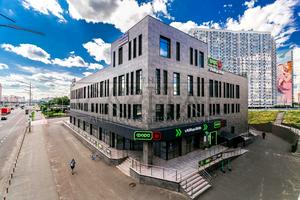 комерційна за адресою Миколи Бажана просп., 1Ц