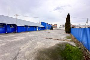 коммерческая по адресу Будівельна, 1