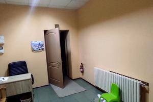 комерційна за адресою Юліана Матвійчука вул. (), 28