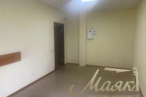 комерційна за адресою Перемоги вул., 10