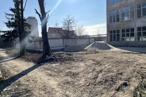 комерційна за адресою Дениса Лукіяновича вул., 54 а