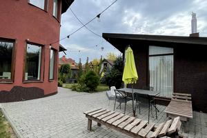 дом по адресу Квітнева, 14