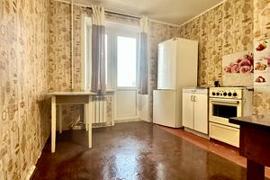 квартира за адресою Михайла Лушпи просп., 40