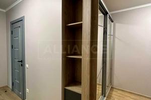 квартира за адресою Хіміків вул., 28, к.1-6