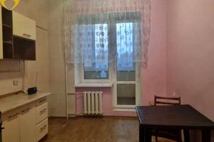 квартира за адресою Тополина вул., 18/1