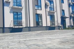 комерційна за адресою Лісорубна вул., 4