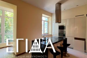 квартира за адресою Театральна вул. (Леніна), 7