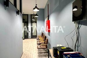 комерційна за адресою Зоопаркова вул., 8в