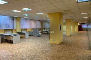 комерційна за адресою Біличанська вул., 44а