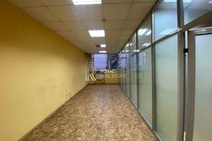 комерційна за адресою Біличанська вул., 44а