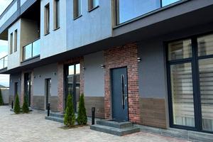 будинок за адресою Донського Дмитра вул.