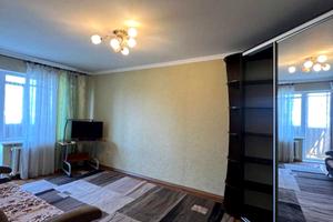 квартира по адресу Ильфа и Петрова ул., 27