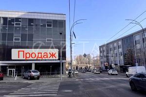 комерційна за адресою Нововокзальна вул., 2А