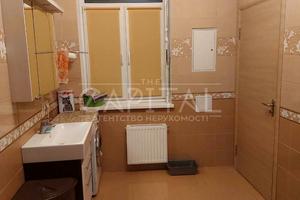 дом по адресу Квітнева, 38