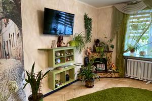 квартира за адресою Академіка Глушкова просп., 22